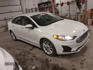 2019 Ford Fusion SE with VIN 3FA6P0H78KR210183, listed as a IAAI auction lot 41489110 with 139,615 mi miles. Bid and sale history available at carsss.com. Image 1.