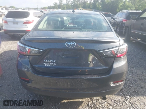 2019 Toyota Yaris L z VIN 3MYDLBYV8KY515505, wystawiony jako IAAI lot #42312231 z przebiegiem 94 601 mil mil oraz . Historia ofert i sprzedaży dostępna na DreamBid. Obrazek 16.