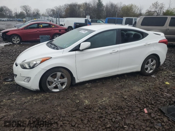 2013 Hyundai Elantra GLS z VIN 5NPDH4AE1DH424095, wystawiony jako Copart lot #52617945 z przebiegiem Nie podano mil oraz Szkody całkowita. Historia ofert i sprzedaży dostępna na DreamBid. Obrazek 1.