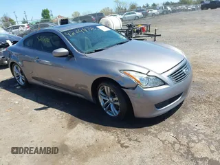 2008 Infiniti G37 Coupe Journey with VIN JNKCV64E38M101396, listed as a IAAI auction lot 42049780 with 128,809 mi miles. Bid and sale history available at carsss.com. Image 1.