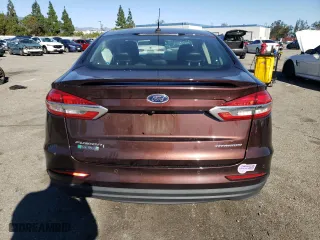 2019 Ford Fusion Energi Titanium with VIN 3FA6P0SU9KR251887, listed as a Copart auction lot 67669732 with 43,715 mi miles. Bid and sale history available at carsss.com. Image 6.