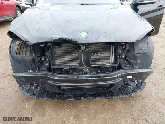 2015 BMW X1 xDrive28i with VIN WBAVL1C57FVY28856, listed as a IAAI auction lot 41695075 with 96,264 mi miles. Bid and sale history available at carsss.com. Image 6.