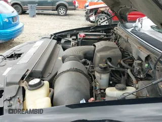 2003 Ford F-150 XL с VIN 1FTRX18L23NA32690, выставлен на аукционе IAAI как лот 43273499 с пробегом 113 822 миль миль и . История ставок и продаж доступна на DreamBid. Изображение 12.