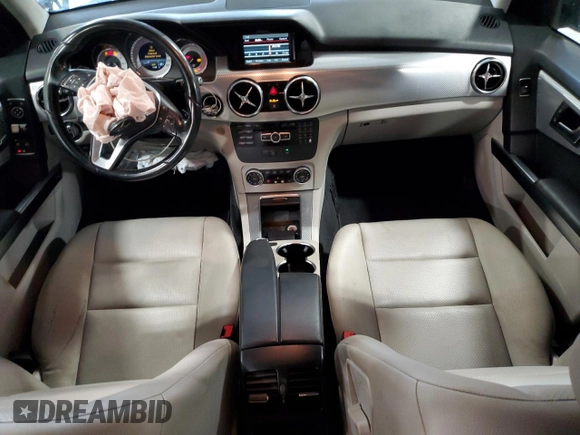 2014 Mercedes-Benz GLK 350 with VIN WDCGG5HB0EG331134, listed as a Copart auction lot 71226484 with 129,642 mi miles and Salvage Title. Bid and sale history available at DreamBid. Image 8.