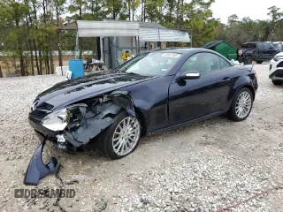 2006 Mercedes-Benz SLK-Class 3.5L with VIN WDBWK56FX6F107896, listed as a Copart auction lot 88487955 with 108,675 mi miles and Salvage Title. Bid and sale history available at carsss.com. Image 1.
