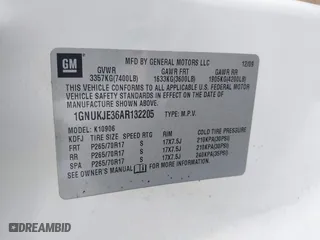 2010 Chevrolet Suburban LT with VIN 1GNUKJE36AR132205, listed as a IAAI auction lot 41447650 with 179,151 mi miles. Bid and sale history available at carsss.com. Image 9.