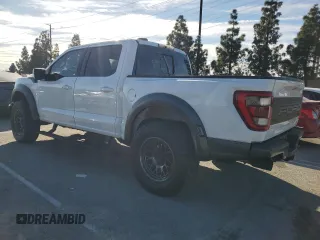 2022 Ford F-150 Raptor with VIN 1FTFW1RG4NFB63687, listed as a Copart auction lot 87479684 with 32,921 mi miles and Salvage Title. Bid and sale history available at carsss.com. Image 2.