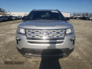 2018 Ford Explorer XLT z VIN 1FM5K7D88JGC25425, wystawiony jako Copart lot #89195105 z przebiegiem 99 890 mil mil oraz Szkoda całkowita • Salvage title. Historia ofert i sprzedaży dostępna na DreamBid. Obrazek 5.