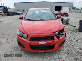 2015 Chevrolet Sonic LS with VIN 1G1JB6SH2F4156670, listed as a Copart auction lot 61572825 with 111,373 mi miles and Clean title. Bid and sale history available at DreamBid. Image 5.