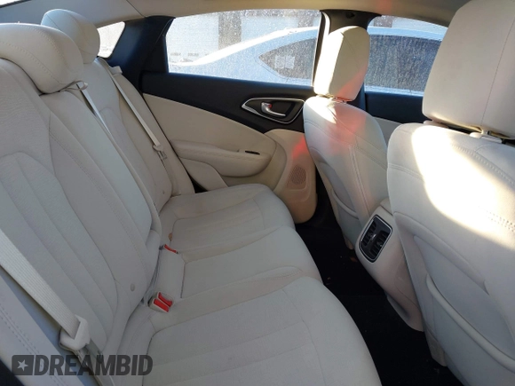 2015 Chrysler 200 Limited with VIN 1C3CCCAB1FN532993, listed as a IAAI auction lot 41435312 with 86,298 mi miles. Bid and sale history available at carsss.com. Image 8.