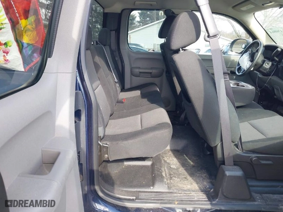 2012 Chevrolet Silverado 1500 Work Truck with VIN 1GCRCPEX0CZ139705, listed as a IAAI auction lot 41436864 with 67,749 mi miles. Bid and sale history available at carsss.com. Image 8.