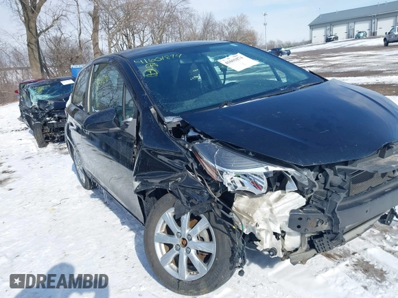 2015 Toyota Yaris L with VIN VNKJTUD34FA055116, listed as a IAAI auction lot 41601874 with 84,508 mi miles. Bid and sale history available at carsss.com. Image 1.
