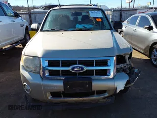 2011 Ford Escape XLT with VIN 1FMCU0D73BKB59185, listed as a IAAI auction lot 41718051 with 178,026 mi miles. Bid and sale history available at carsss.com. Image 12.