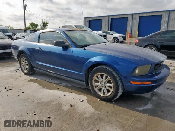 2007 Ford Mustang Deluxe with VIN 1ZVFT80NX75259360, listed as a Copart auction lot 64798625 with 194,209 mi miles and Clean title. Bid and sale history available at DreamBid. Image 4.