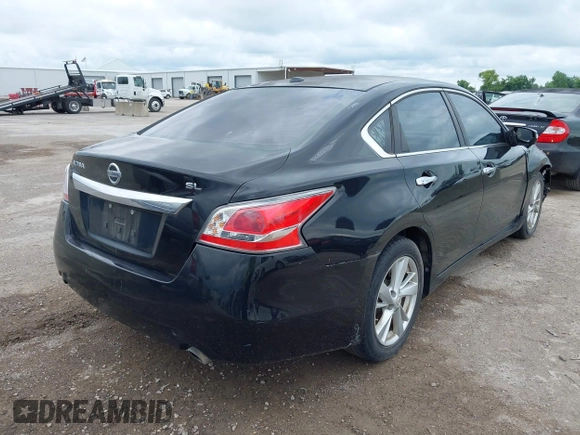 2015 Nissan Altima 2.5 with VIN 1N4AL3AP7FN895867, listed as a IAAI auction lot 42378710 with 161,851 mi miles and . Bid and sale history available at DreamBid. Image 4.