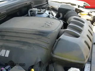 2019 Jeep Grand Cherokee Trailhawk z VIN 1C4RJFLT7KC751143, wystawiony jako IAAI lot #42749406 z przebiegiem 54 024 mil mil oraz . Historia ofert i sprzedaży dostępna na DreamBid. Obrazek 20.