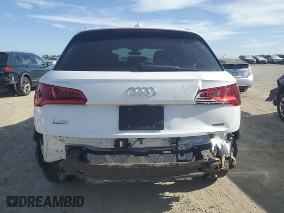 2020 Audi Q5 Premium with VIN WA1ANAFYXL2034037, listed as a Copart auction lot 63627825 with 33,874 mi miles and Salvage title. Bid and sale history available at DreamBid. Image 6.