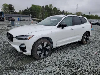 2025 Volvo XC60 Ultra с VIN YV4H60RM8S1054504, выставлен на аукционе Copart как лот 52812715 с пробегом 1 752 миль миль и Списание • Salvage title. История ставок и продаж доступна на DreamBid. Изображение 1.