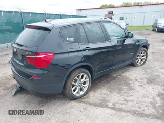 2014 BMW X3 xDrive35i z VIN 5UXWX7C5XE0E77033, wystawiony jako IAAI lot #42342043 z przebiegiem 117 992 mil mil oraz . Historia ofert i sprzedaży dostępna na DreamBid. Obrazek 4.