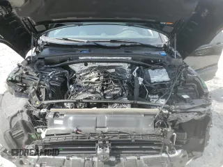 2025 Porsche Macan with VIN WP1AA2A52SLB05954, listed as a Copart auction lot 52424065 with 1,320 mi miles and Salvage title. Bid and sale history available at DreamBid. Image 12.