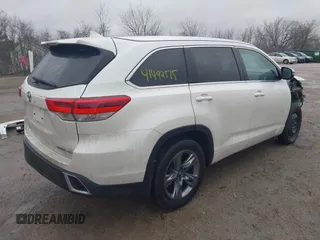 2018 Toyota Highlander Limited z VIN 5TDDZRFH6JS899857, wystawiony jako IAAI lot #41492515 z przebiegiem 98 929 mil mil oraz . Historia ofert i sprzedaży dostępna na DreamBid. Obrazek 4.