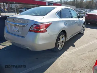 2013 Nissan Altima SV with VIN 1N4BL3AP0DN525913, listed as a IAAI auction lot 41893511 with 132,166 mi miles and . Bid and sale history available at DreamBid. Image 4.