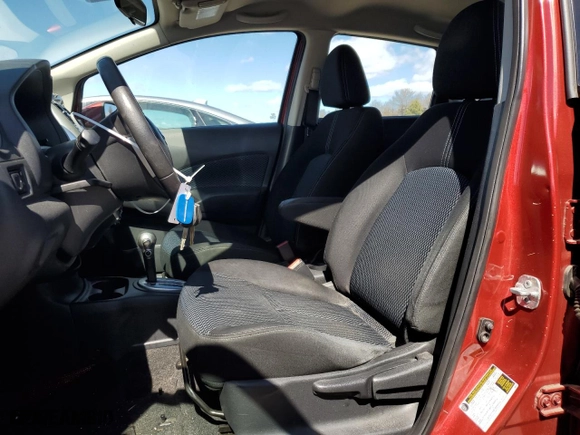 2016 Nissan Versa Note S with VIN 3N1CE2CP9GL392494, listed as a Copart auction lot 46586705 with 53,346 mi miles and Non Repairable. Bid and sale history available at carsss.com. Image 7.