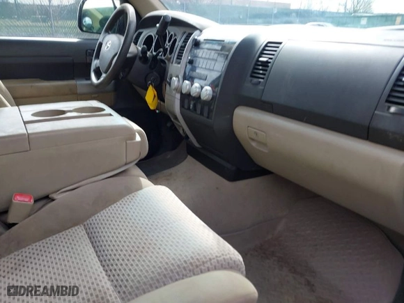 2008 Toyota Tundra 4WD Truck with VIN 5TBDV54128S504795, listed as a IAAI auction lot 41805597 with 230,131 mi miles. Bid and sale history available at carsss.com. Image 5.