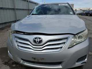 2011 Toyota Camry LE with VIN 4T1BF3EK0BU758317, listed as a Copart auction lot 48827724 with 117,705 mi miles and Salvage Title. Bid and sale history available at DreamBid. Image 5.