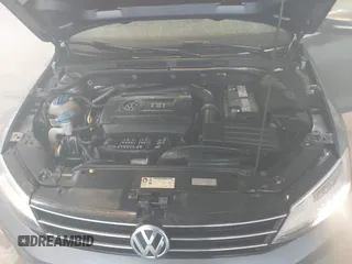 2015 Volkswagen Jetta SE with VIN 3VWD07AJ4FM306977, listed as a IAAI auction lot 41719328 with 105,680 mi miles and . Bid and sale history available at DreamBid. Image 10.