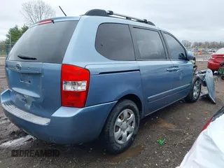2007 Kia Sedona with VIN KNDMB133076135896, listed as a IAAI auction lot 41913992 with 225,817 mi miles and . Bid and sale history available at carsss.com. Image 4.