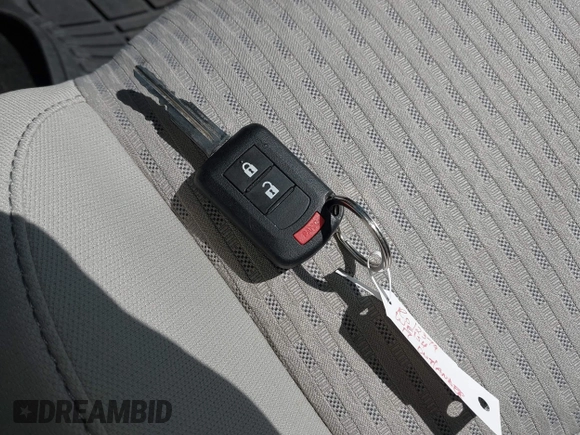 2017 Mitsubishi Outlander ES z VIN JA4AP3AU6HZ010715, wystawiony jako IAAI lot #42158067 z przebiegiem 57 548 mil mil oraz . Historia ofert i sprzedaży dostępna na DreamBid. Obrazek 11.