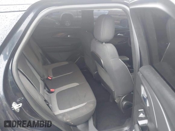 2021 Chevrolet TrailBlazer LS with VIN KL79MNSL7MB062440, listed as a IAAI auction lot 41164871 with 67,880 mi miles. Bid and sale history available at carsss.com. Image 8.