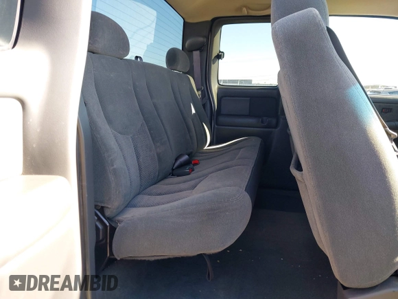 2003 Chevrolet Silverado 1500 with VIN 2GCEK19T331108222, listed as a IAAI auction lot 41549375 with 235,437 mi miles. Bid and sale history available at carsss.com. Image 8.