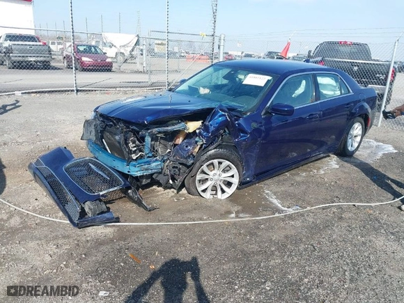 2015 Chrysler 300 Limited with VIN 2C3CCAAGXFH786999, listed as a IAAI auction lot 41802122 with 165,601 mi miles. Bid and sale history available at carsss.com. Image 2.