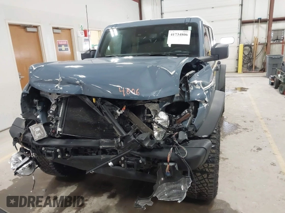 2023 Ford Bronco z VIN 1FMDE4DH2PLA40790, wystawiony jako IAAI lot #41734806 z przebiegiem 19 913 mil mil oraz . Historia ofert i sprzedaży dostępna na DreamBid. Obrazek 12.