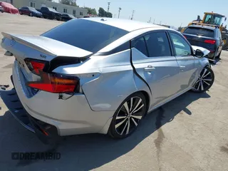 2022 Nissan Altima SR with VIN 1N4BL4CV5NN340131, listed as a IAAI auction lot 42002494 with 12,311 mi miles and . Bid and sale history available at DreamBid. Image 4.