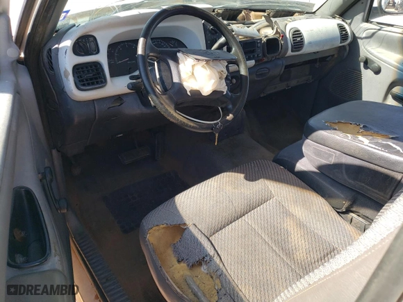 2000 Dodge Ram 1500 Work Special with VIN 1B7HC16X3YS564746, listed as a Copart auction lot 67871674 with 0 mi miles and Salvage Title. Bid and sale history available at carsss.com. Image 8.