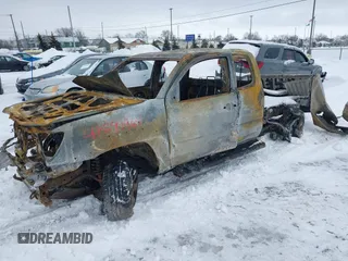 2005 Toyota Tacoma with VIN 5TEUU42N25Z026726, listed as a IAAI auction lot 41591964 with 208,500 mi miles and . Bid and sale history available at DreamBid. Image 6.