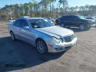 2008 Mercedes-Benz E-Class Luxury 3.5L with VIN WDBUF87X58B186344, listed as a IAAI auction lot 41828258 with 165,933 mi miles. Bid and sale history available at carsss.com. Image 1.