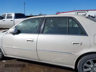 2008 Cadillac DTS 1SD z VIN 1G6KD57YX8U146211, wystawiony jako IAAI lot #41416406 z przebiegiem 141 362 mil mil oraz . Historia ofert i sprzedaży dostępna na DreamBid. Obrazek 14.