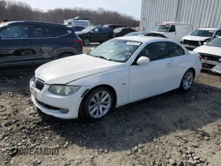 2011 BMW 3 Series 328i z VIN WBADW7C59BE542930, wystawiony jako Copart lot #49130155 z przebiegiem 64 860 mil mil oraz Szkoda całkowita • Salvage title. Historia ofert i sprzedaży dostępna na DreamBid. Obrazek 1.