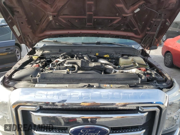 2015 Ford F-350 Platinum z VIN 1FT8W3BT0FEB61101, wystawiony jako Copart lot #51622235 z przebiegiem 110 570 mil mil oraz Szkoda całkowita • Salvage title. Historia ofert i sprzedaży dostępna na DreamBid. Obrazek 11.