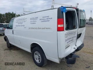 2007 Chevrolet Express Cargo Van with VIN 1GCGG25VX71126980, listed as a IAAI auction lot 41902596 with 89,628 mi miles. Bid and sale history available at carsss.com. Image 3.
