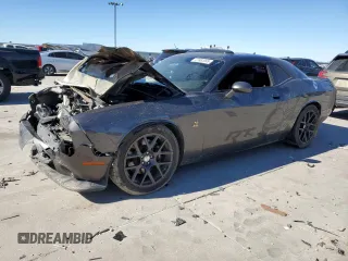 2016 Dodge Challenger 392 Hemi Scat Pack Shaker z VIN 2C3CDZFJ8GH279147, wystawiony jako Copart lot #41882095 z przebiegiem 98 874 mil mil oraz Szkoda całkowita • Salvage title. Historia ofert i sprzedaży dostępna na DreamBid. Obrazek 1.