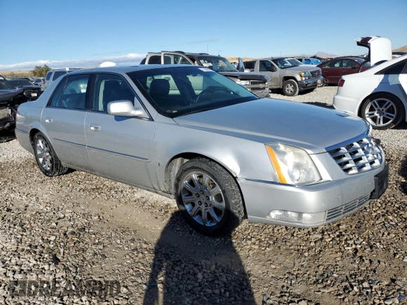2009 Cadillac DTS 1SC z VIN 1G6KD57Y89U105190, wystawiony jako Copart lot #77560874 z przebiegiem 166 134 mil mil oraz Szkoda całkowita • Salvage title. Historia ofert i sprzedaży dostępna na DreamBid. Obrazek 4.