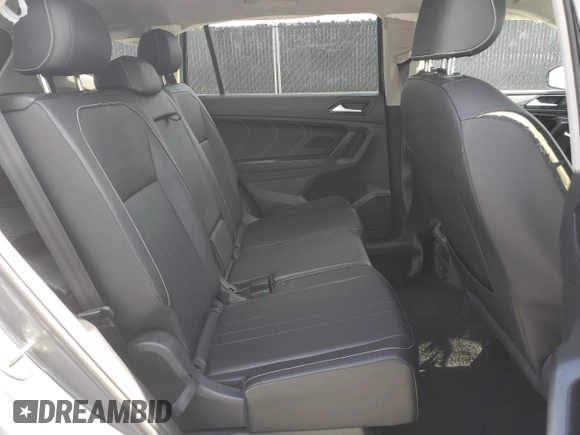 2023 Volkswagen Tiguan SE z VIN 3VV3B7AX5PM082280, wystawiony jako Copart lot #59896235 z przebiegiem 21 791 mil mil oraz Szkoda całkowita • Salvage title. Historia ofert i sprzedaży dostępna na DreamBid. Obrazek 11.