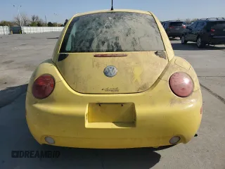 2004 Volkswagen New Beetle Coupe GLS with VIN 3VWCK31C64M409010, listed as a Copart auction lot 52313395 with 101,312 mi miles and Clean Title. Bid and sale history available at carsss.com. Image 6.