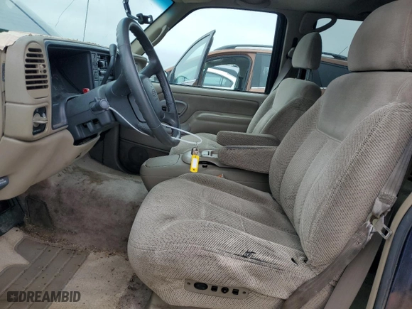 1998 Chevrolet Tahoe with VIN 1GNEK13R2WJ376001, listed as a Copart auction lot 66877074 with 267,012 mi miles and Clean Title. Bid and sale history available at carsss.com. Image 7.