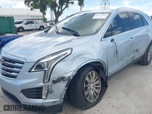 2017 Cadillac XT5 Luxury FWD z VIN 1GYKNBRSXHZ325914, wystawiony jako IAAI lot #42776412 z przebiegiem 85 014 mil mil oraz . Historia ofert i sprzedaży dostępna na DreamBid. Obrazek 6.